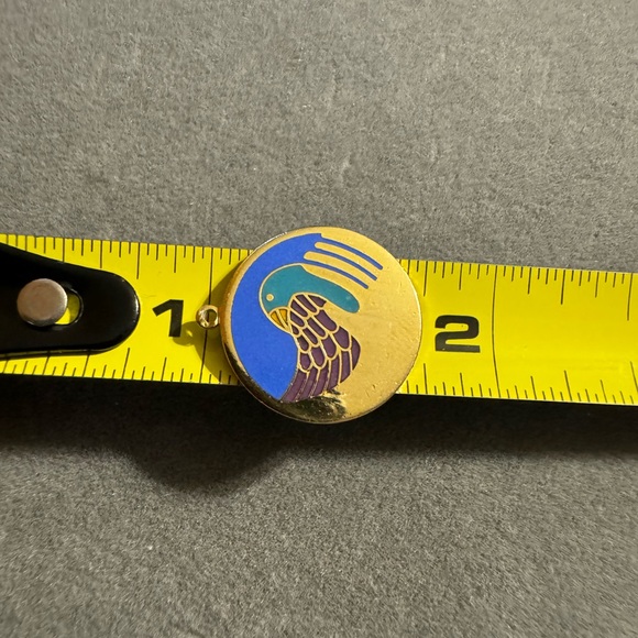 Laurel Burch 1993 Bird in Hand Gold Tone Pendant - Picture 4 of 4